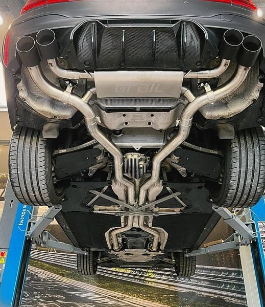 GRAIL Klappenabgasanlage für BMW M5 F90 – Detail