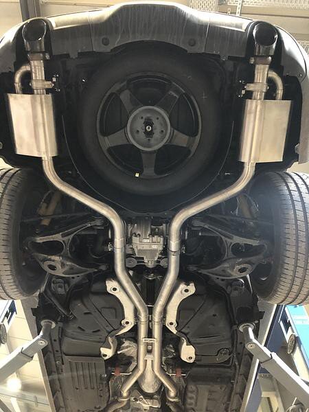 GRAIL Klappenabgasanlage für Dodge Durango 6.2 Hellcat
