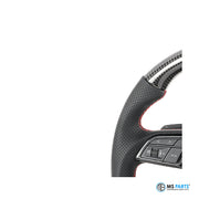 Detail: Sichtcarbon und Griffzone am Audi B9 Lenkrad