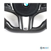 Detail: Carbon-Mittelspange mit M-Emblem, BMW G-Serie Lenkrad