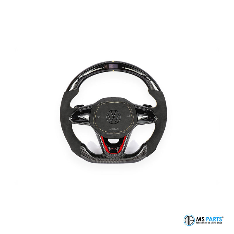 MS Parts Custom Carbon-Lenkrad für VW Golf 8, Ansicht mit VW-Emblem und Bedientasten