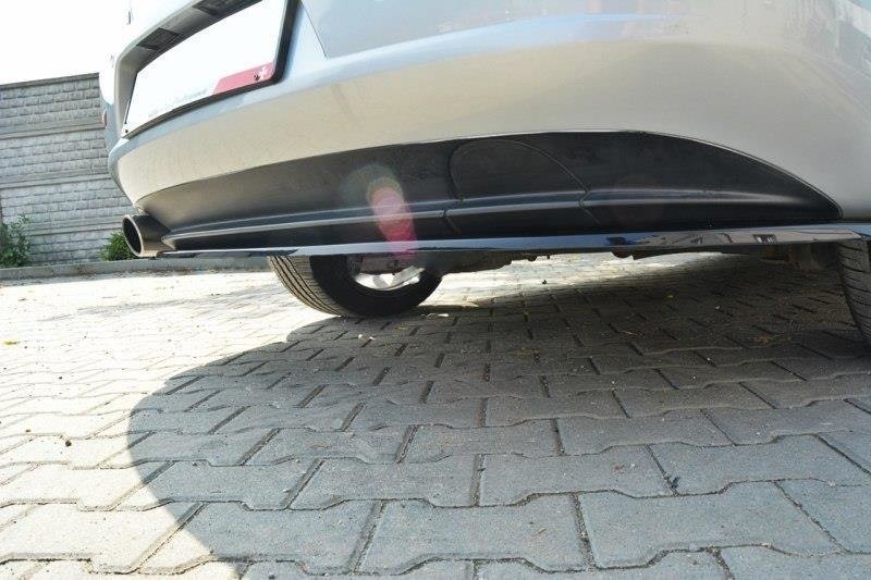 Maxton Design ZENTRALE HINTEN SPLITTER ALFA ROMEO 159 (ohne vertikale Balken)