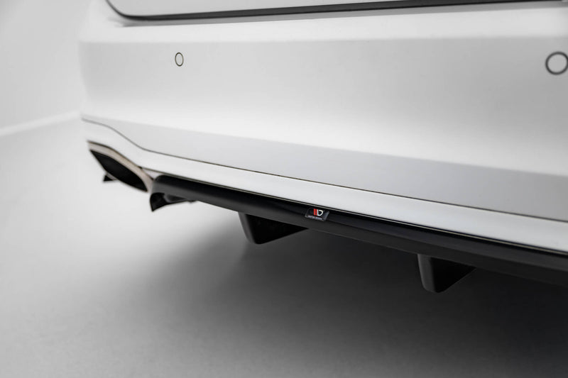 Maxton Design Zentrale Hinten Splitter (mit einem vertikalem balken) Ford Focus Vignale Estate Mk4