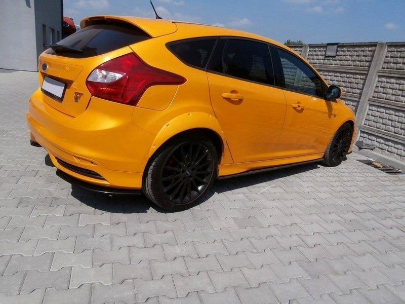 Maxton Design Kotflügelverlängerung Ford Focus ST Mk3
