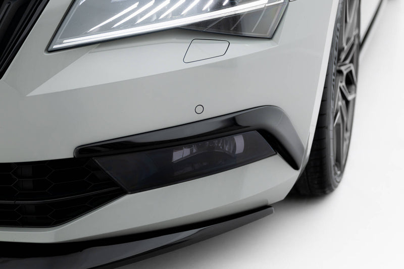 Maxton Design Rahmen Für Leuchten Skoda Superb Liftback / Combi Mk3