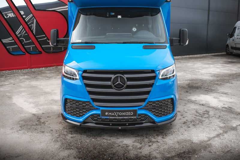 Maxton Design Front Bumper + Splitter Mercedes-Benz Sprinter Mk3