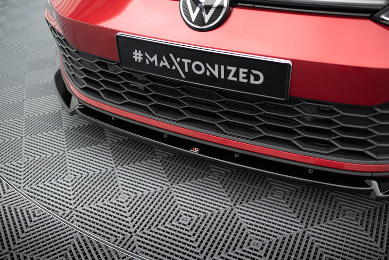 Maxton Design Front Diffusor V.3 + Flaps Volkswagen Golf GTI / GTE / GTD / R-Line Mk8