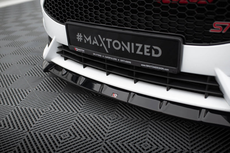 Maxton Design Front Diffusor V.6 + Flaps Ford Fiesta ST Mk7 Facelift