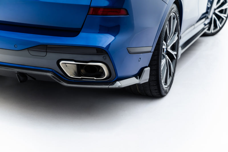 Maxton Design Prepreg Carbon Fiber Rear Diffuser BMW X7 M-Pack G07 / G07 Facelift (version with towbar)