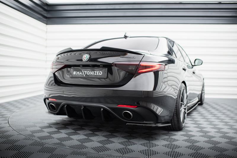 Maxton Design HECKANSATZ ALFA ROMEO GIULIA VELOCE