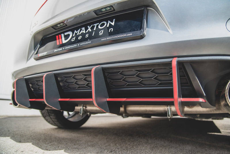 Maxton Design Rear Diffuser V.2 VW Golf 7 GTI