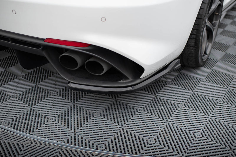 Maxton Design Heck Diffusor Seite Alfa Romeo Giulia Quadrifoglio