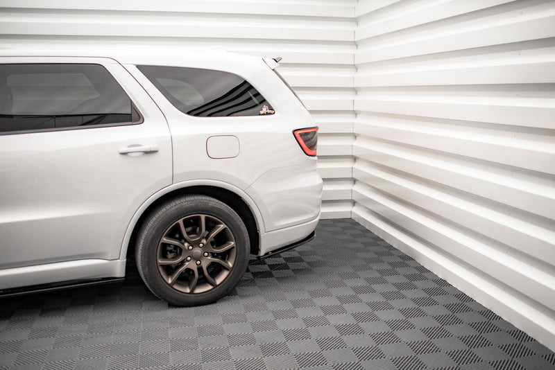 Maxton Design Heck Diffusor Seite Dodge Durango RT Mk3