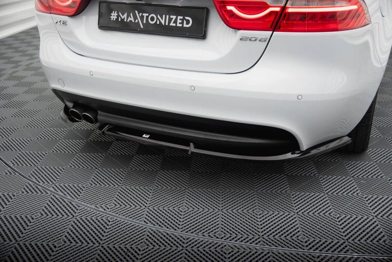 Maxton Design Heck Diffusor Seite Jaguar XE R-Sport X760