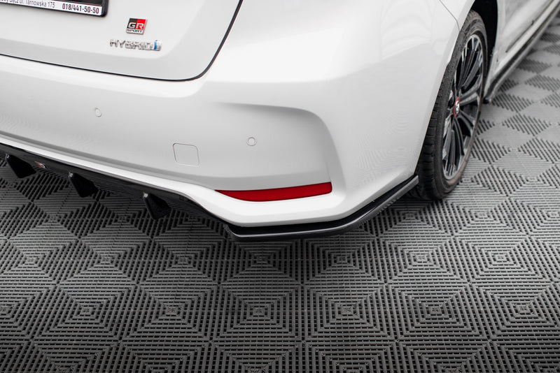 Maxton Design Heck Diffusor Seite Toyota Corolla XII Sedan