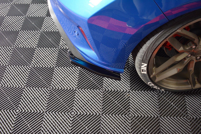 Maxton Design Heck Diffusor Seite V.1 Ford Focus Hatchabck ST-Line