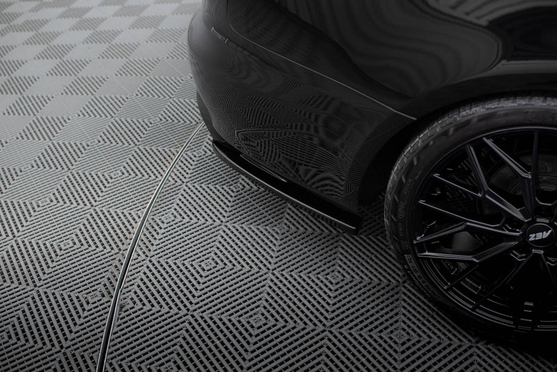 Maxton Design Heck Diffusor Seite V.2 Audi A4 B8