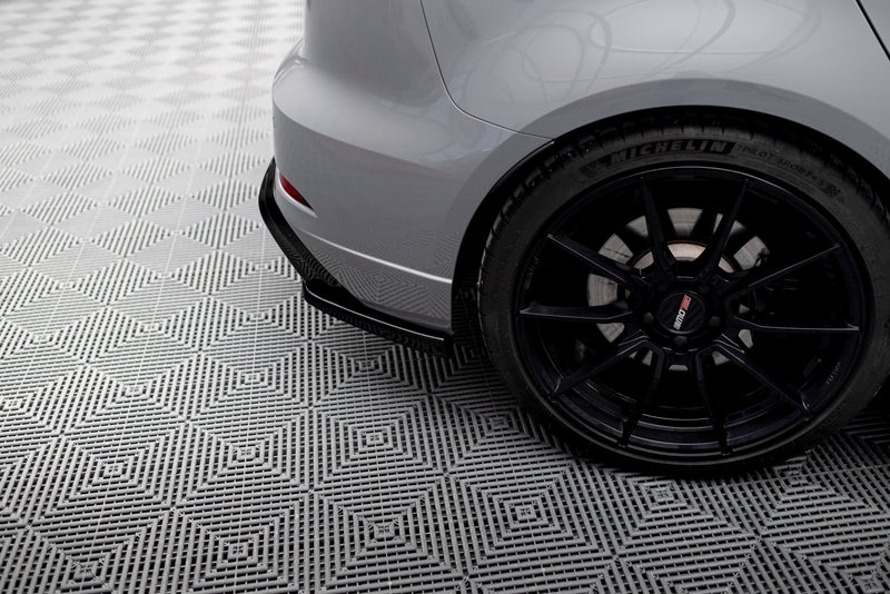 Maxton Design Heck Diffusor Seite V.2 Audi RS3 8V Sportback Facelift