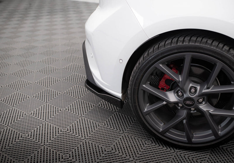 Maxton Design Heck Diffusor Seite V.2 Ford Focus Hatchback ST Mk4