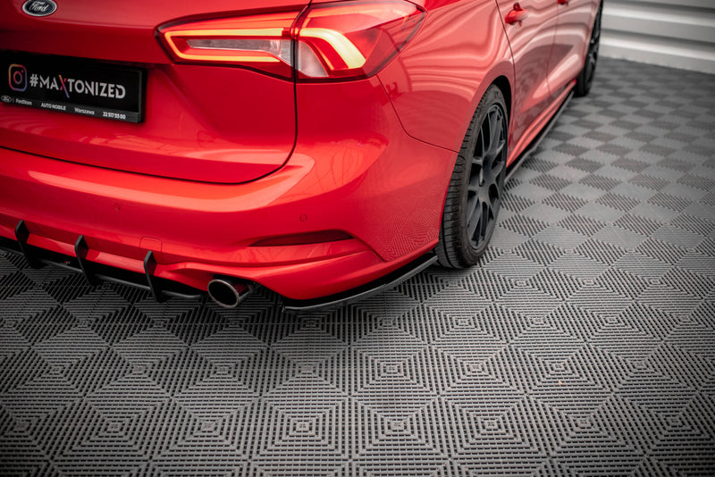 Maxton Design Heck Diffusor Seite V.5 Ford Focus Estate ST Mk4