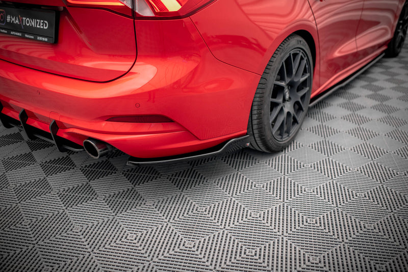Maxton Design Heck Diffusor Seite V.6 Ford Focus Estate ST Mk4