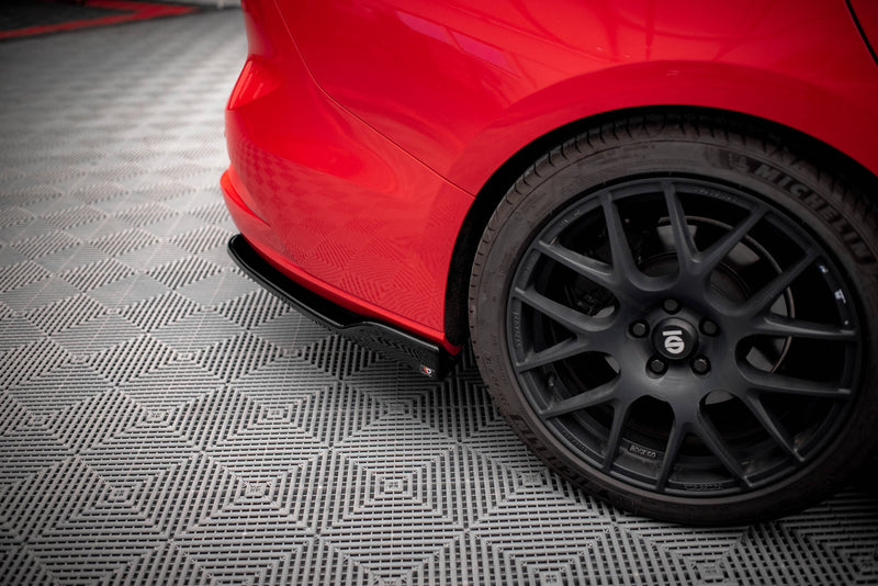 Maxton Design Heck Diffusor Seite V.6 Ford Focus Estate ST Mk4