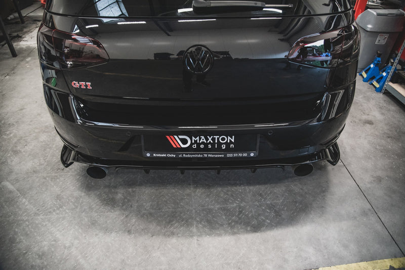 Maxton Design Heck Diffusor Seite VW Golf 7 GTI TCR