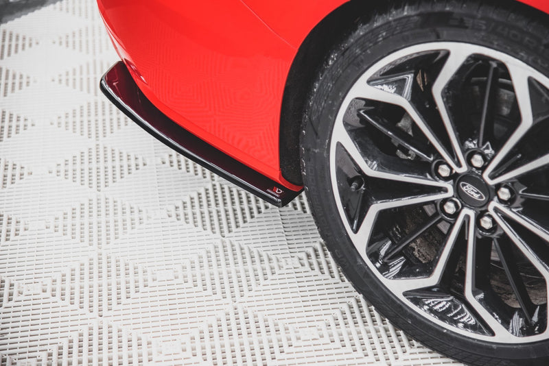 Maxton Design Heck Diffusor Seite V.1 Ford Focus ST-Line Estate Mk4