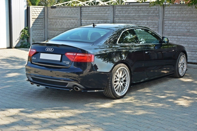 Maxton Design Hinten Splitter AUDI A5 S-LINE (mit einem vertikalen Balken)