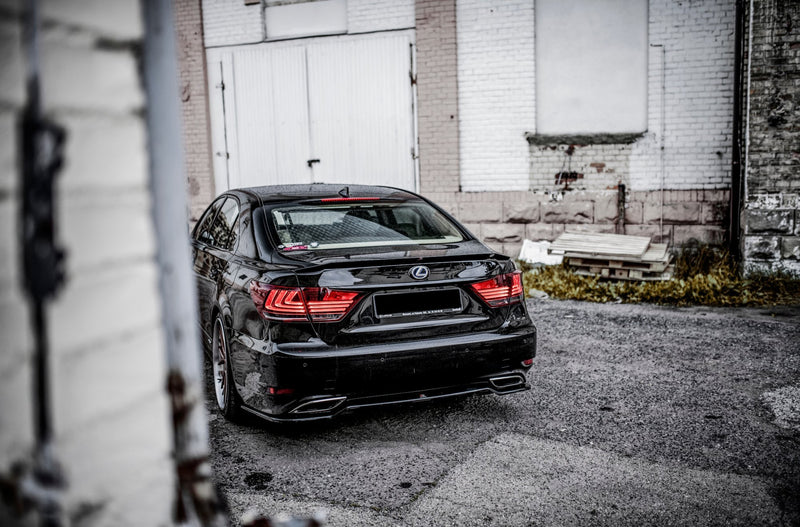 Maxton Design Hinten Splitter Lexus LS Mk4 Facelift