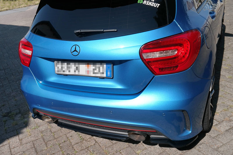 Maxton Design Hinten Splitter (MIT EINEM VERTIKALEN BALKEN) MERCEDES-BENZ W176 AMG-LINE VOR FACELIFT