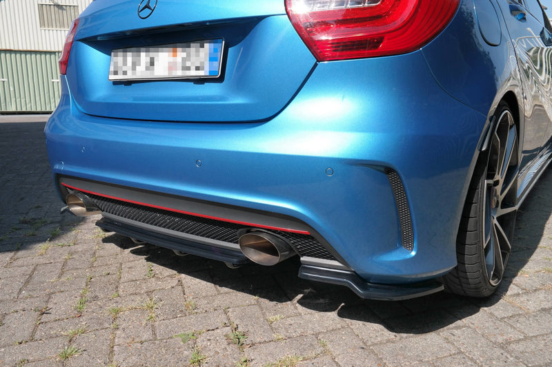 Maxton Design Hinten Splitter (MIT EINEM VERTIKALEN BALKEN) MERCEDES-BENZ W176 AMG-LINE VOR FACELIFT