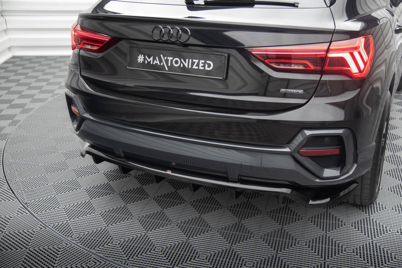 Maxton Design Hinten Splitter (mit einem vertikalem balken) Audi Q3 Sportback F3