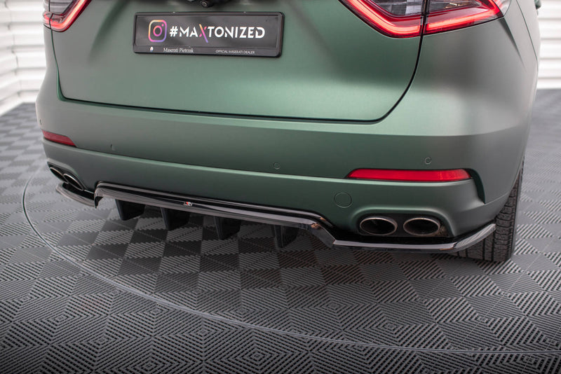 Maxton Design Hinten Splitter (mit einem vertikalem balken) Maserati Levante Mk1