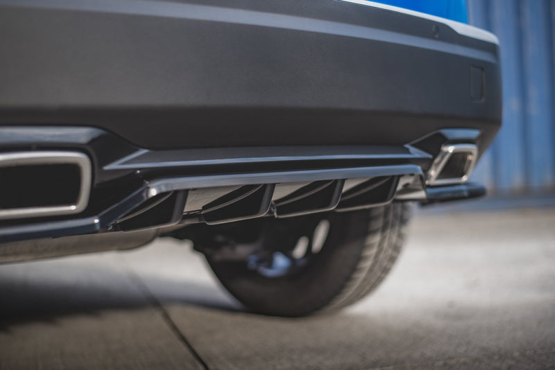 Maxton Design Hinten Splitter (mit einem vertikalem balken) Peugeot 2008 Mk2