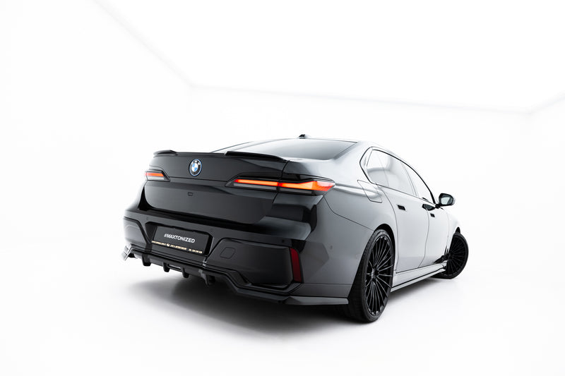 Maxton Design Rear Splitter (with a vertical bar) V.2 BMW 7 M-Pack G70