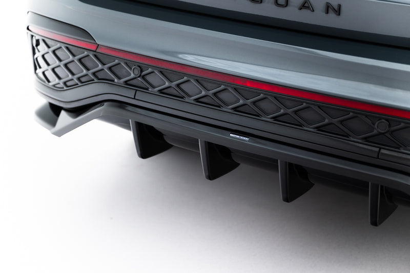 Maxton Design Rear Splitter (with a vertical bar) Volkswagen Tiguan R-Line Mk3