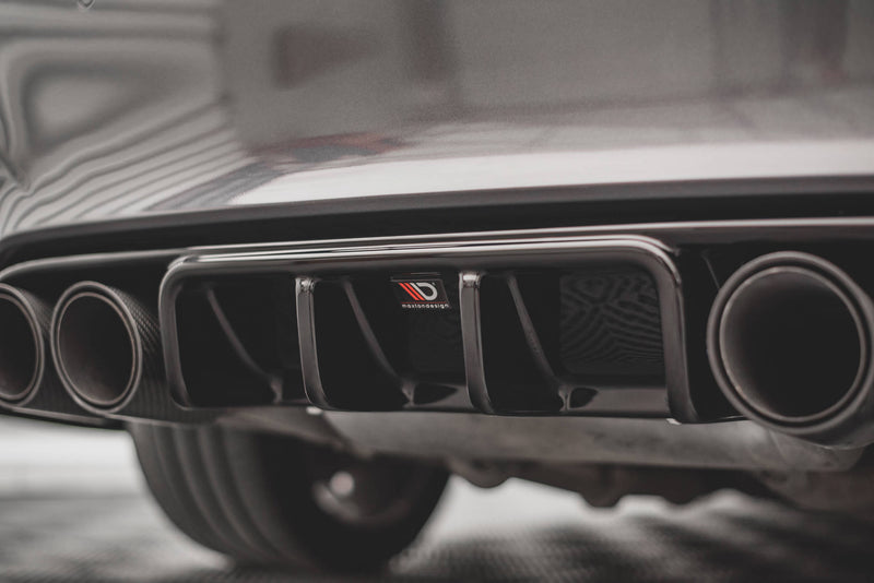 Maxton Design Heckansatz BMW M4 F82
