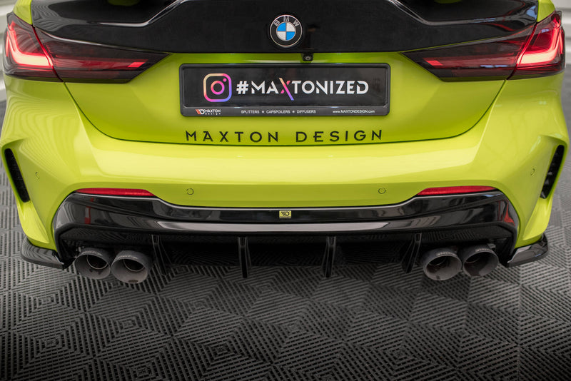 Maxton Design Heckansatz V.3 + Milltek Sport Auspuffverlängerung BMW 1 M135i / 128ti F40