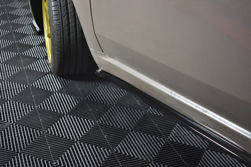 Maxton Design SEITENSCHWELLER DIFFUSOR FIAT 500 HATCHBACK VOR FACELIFT