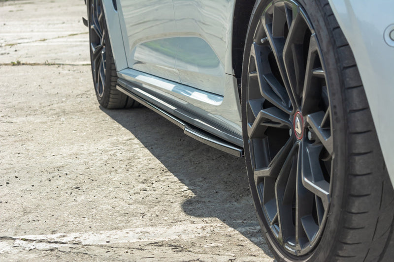 Maxton Design SEITENSCHWELLER DIFFUSOR Renault Megane IV RS