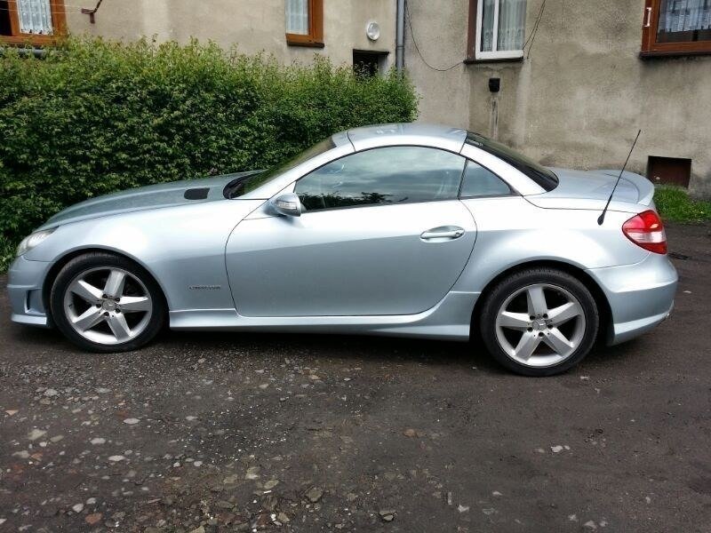 Maxton Design SEITENSCHWELLER MERCEDES SLK R171 (SLK R172 AMG LOOK) ABS KUNSTSTOFF