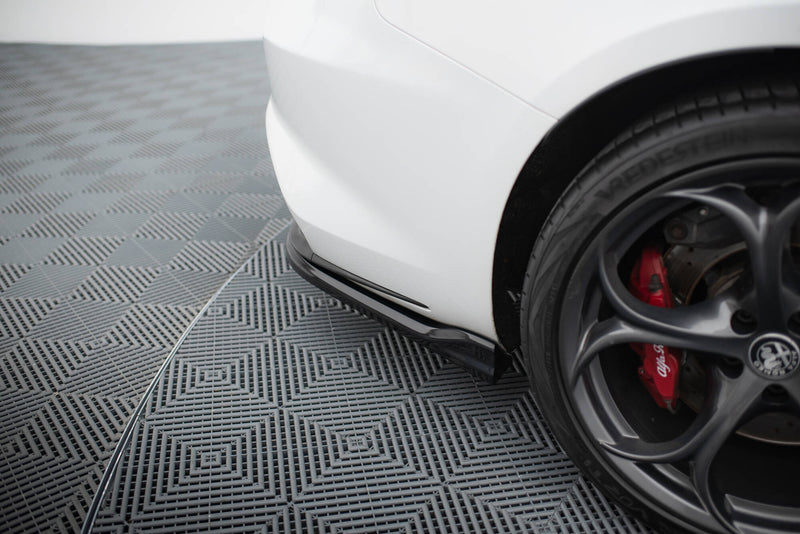 Maxton Design Diffusor Satz Alfa Romeo Giulia Quadrifoglio