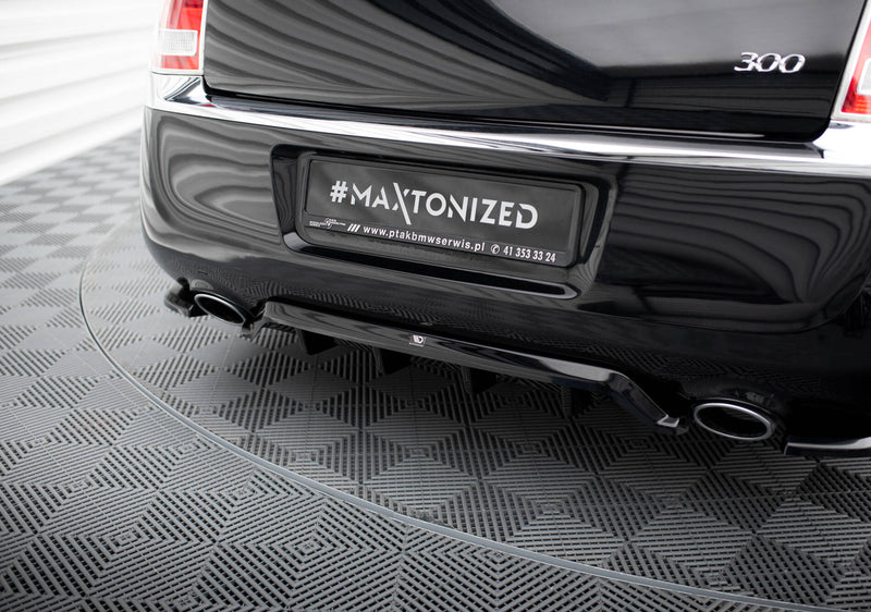 Maxton Design Diffuser Kit Chrysler 300 Mk2
