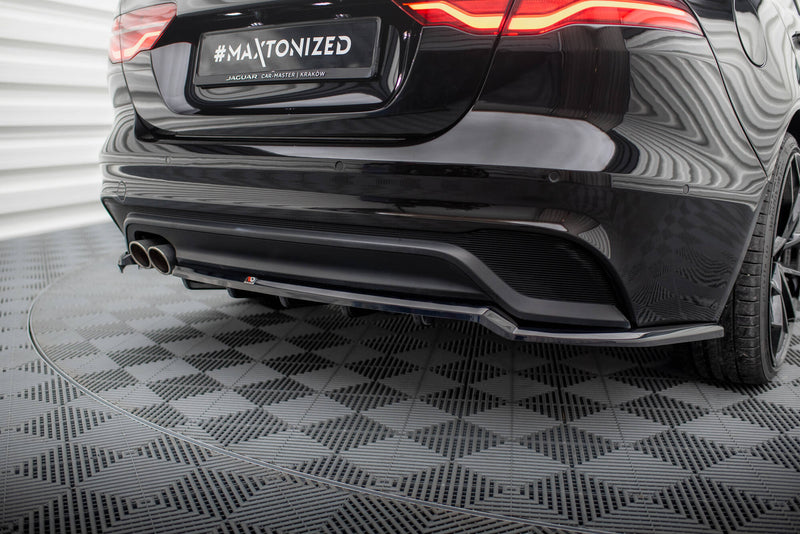 Maxton Design Diffuser Set Jaguar XE X760 Facelift