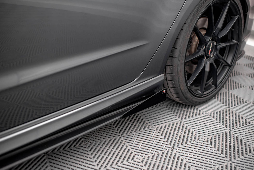 Maxton Design Side Flaps Audi S3 / A3 S-Line Sportback 8V Facelift