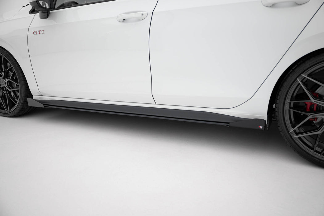 Maxton Design Side Flaps Volkswagen Golf GTI / GTE / GTI Clubsport / R-Line Mk8