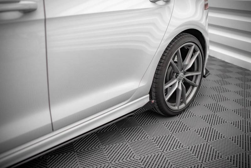 Maxton Design Side Flaps Volkswagen Golf R Mk7