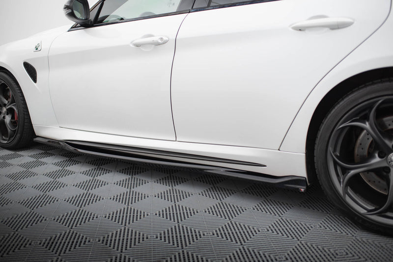 Maxton Design Seitenschweller Diffusor Alfa Romeo Giulia Quadrifoglio