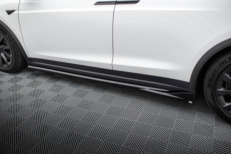 Maxton Design Side Skirt Diffuser Tesla Model X Mk1 Facelift
